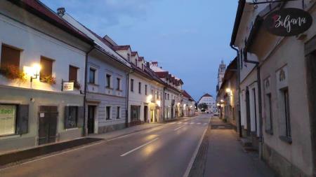 Škrabčev trg